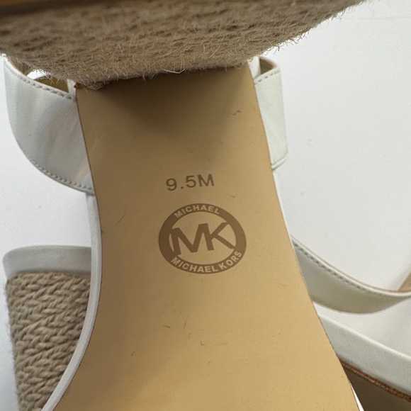 🤍 NIB Michael Kors White Platform Sandals – Size 9.5M 🤍 - Picture 5 of 6